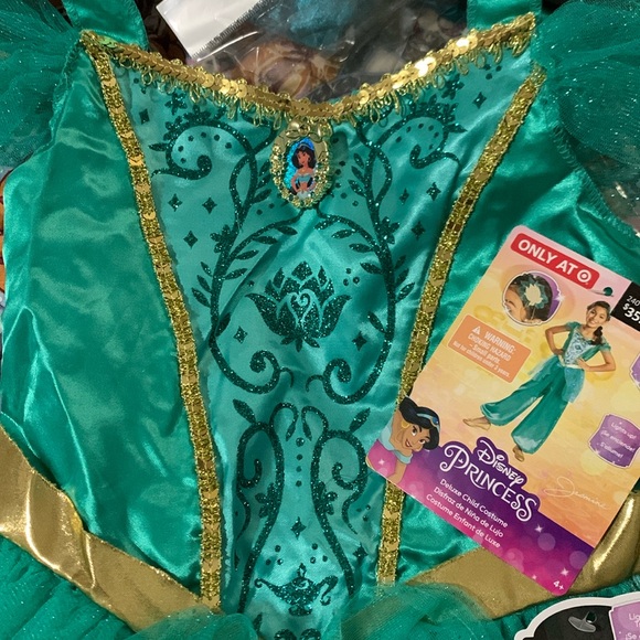 NWT princess jasmine deluxe light up Halloween costume jumpsuit with headpiece - Picture 2 of 7